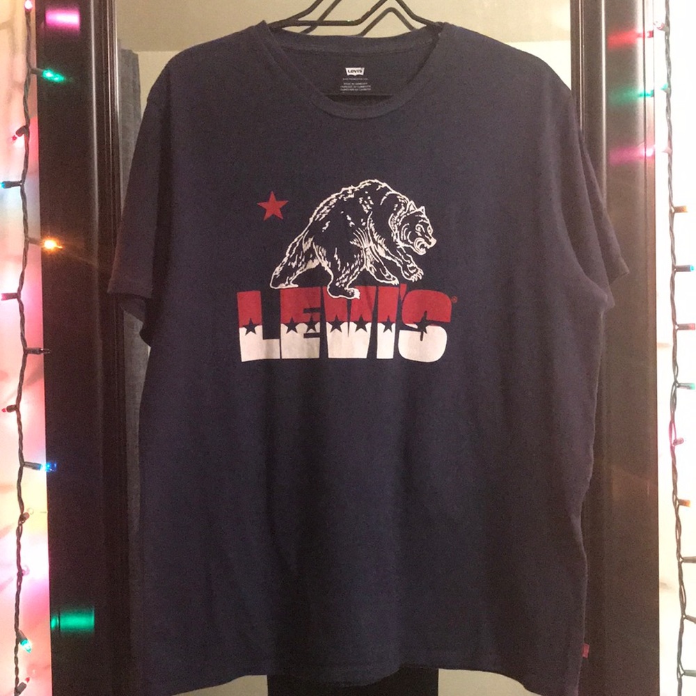 Levi’s Blue Tee